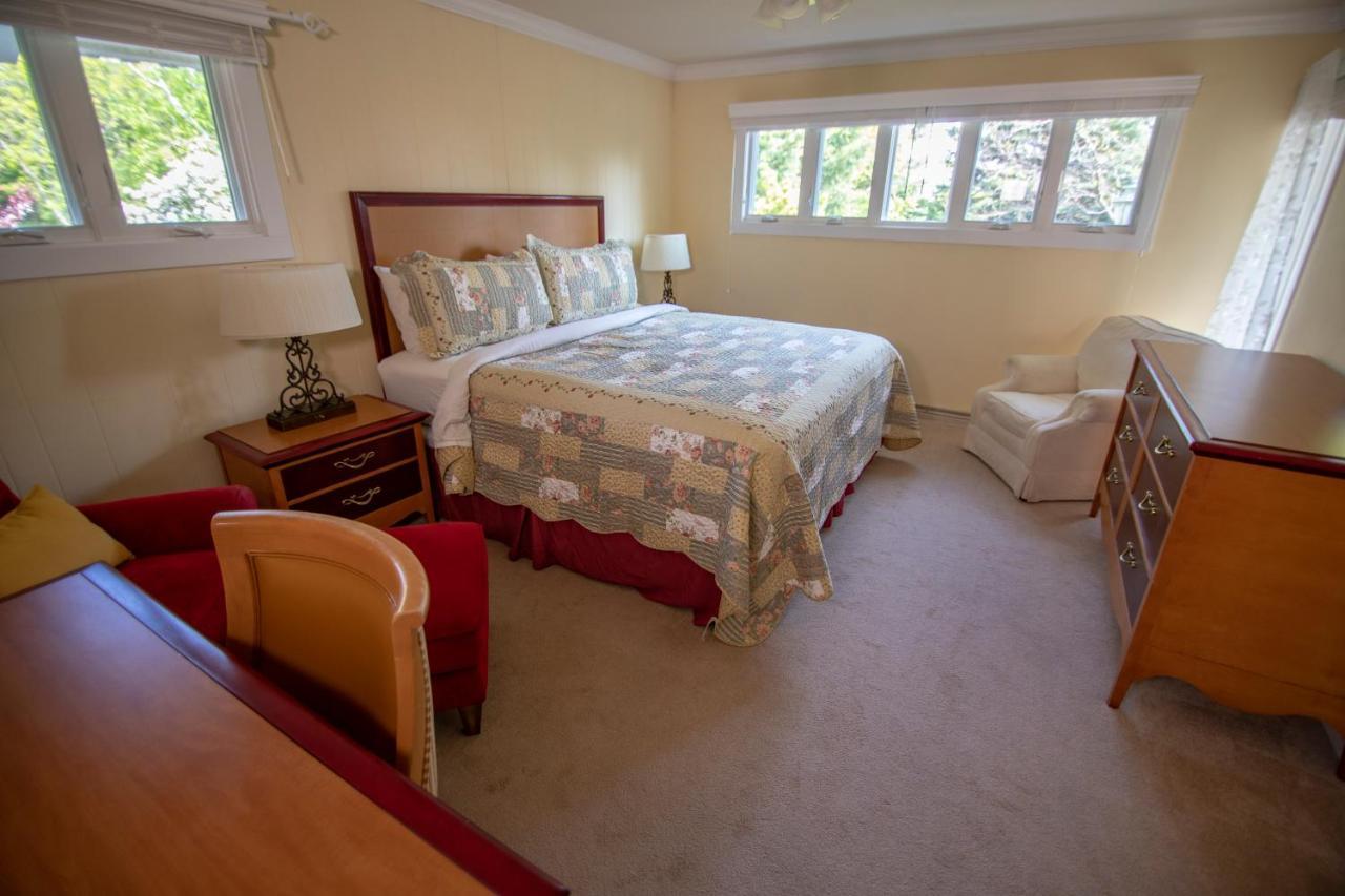 Coachlite Inn Sister Bay Zewnętrze zdjęcie