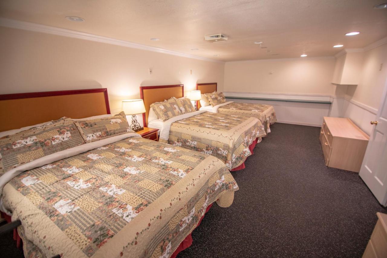 Coachlite Inn Sister Bay Zewnętrze zdjęcie